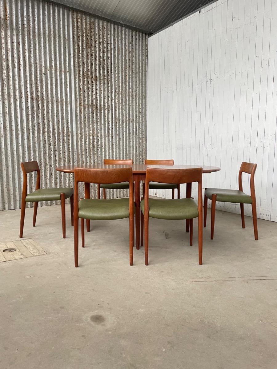 1 Dining Set Vintage by Niels O Moller, JL Moller Fabriek