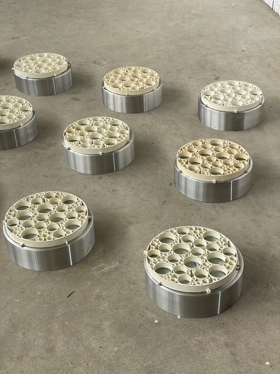 12x Raak Lamps model R-72 Alliance in Metal, Amsterdam 1970s