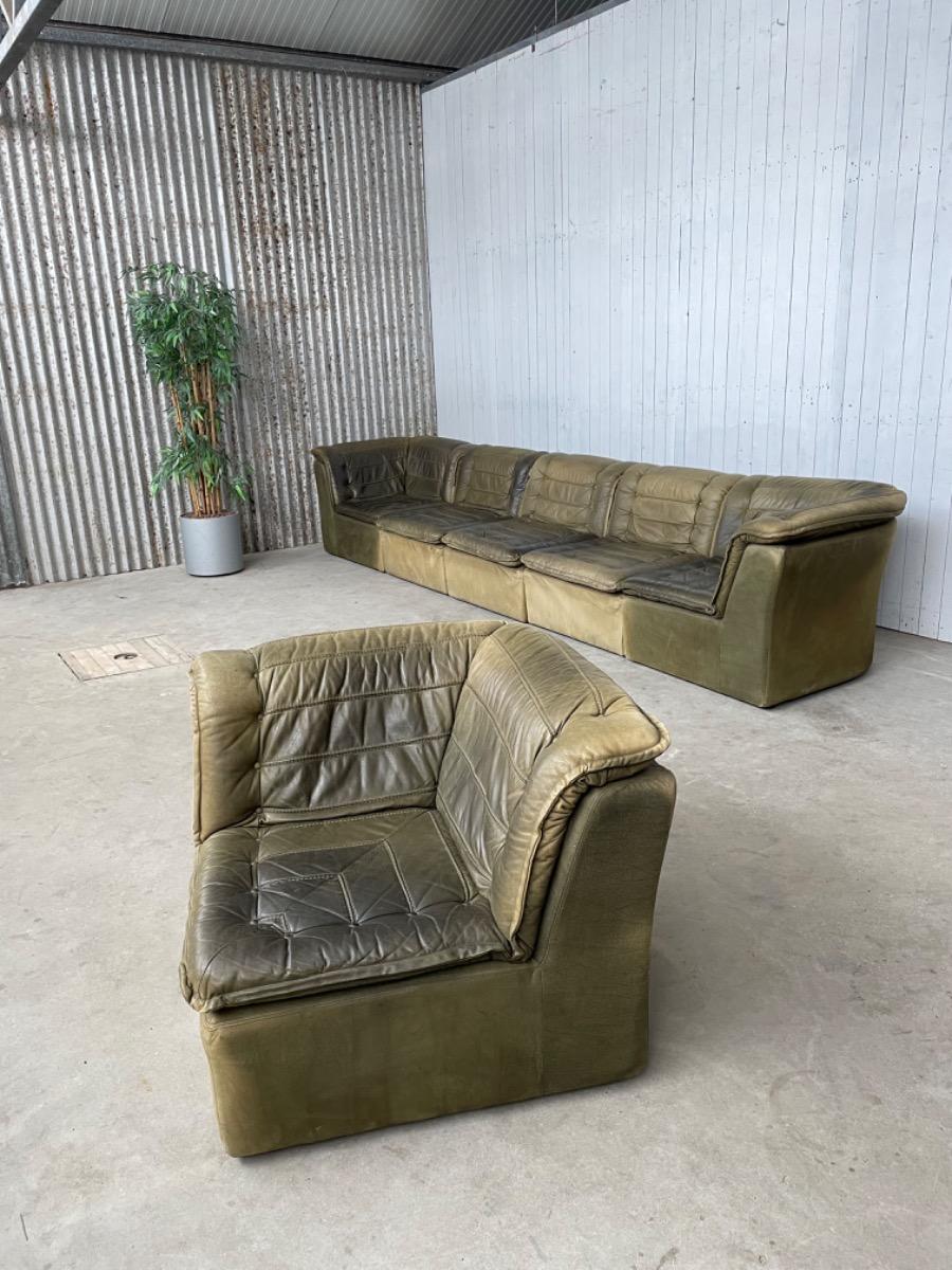 Vintage modulair corner sofa, 1970 olive green leather