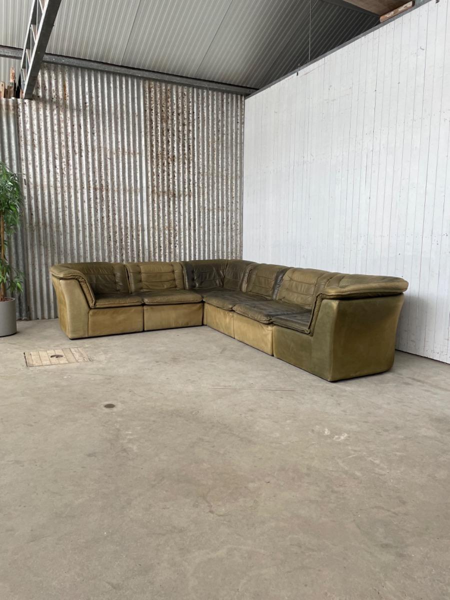 Vintage modulair corner sofa, 1970 olive green leather