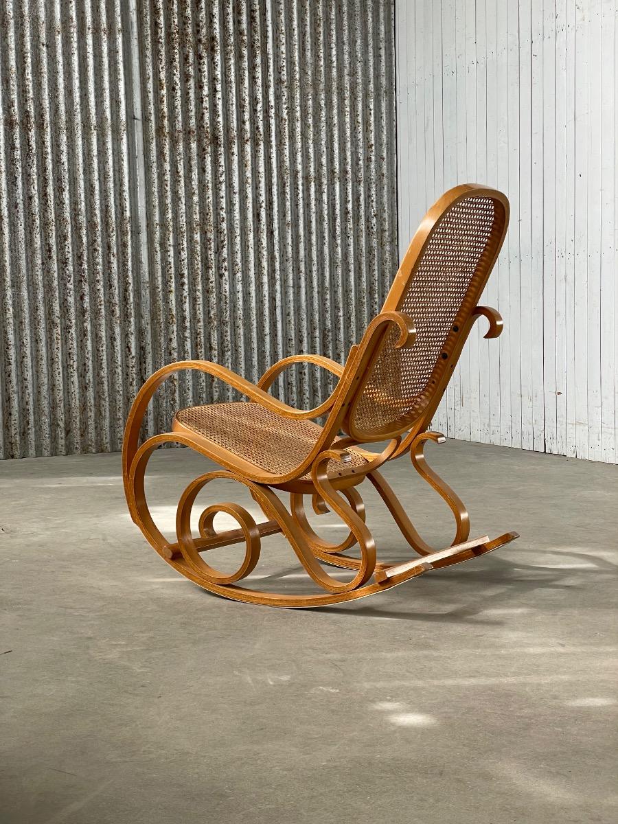 Vintage rocking chair 
