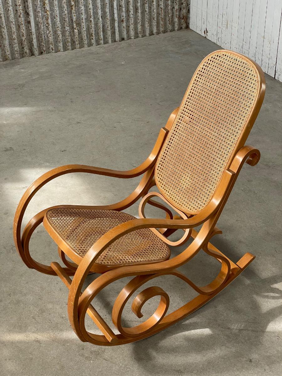 Vintage rocking chair 