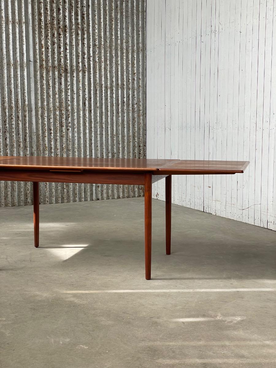 Teak Extendable Dining Table from Sigh & Søns Møbelfabrik, 1960s