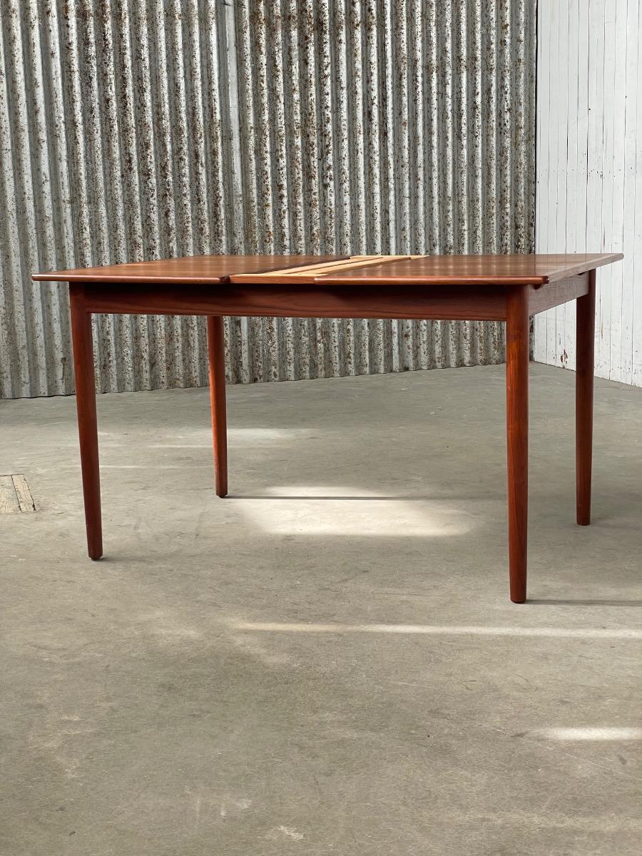 Teak Extendable Dining Table from Sigh & Søns Møbelfabrik, 1960s
