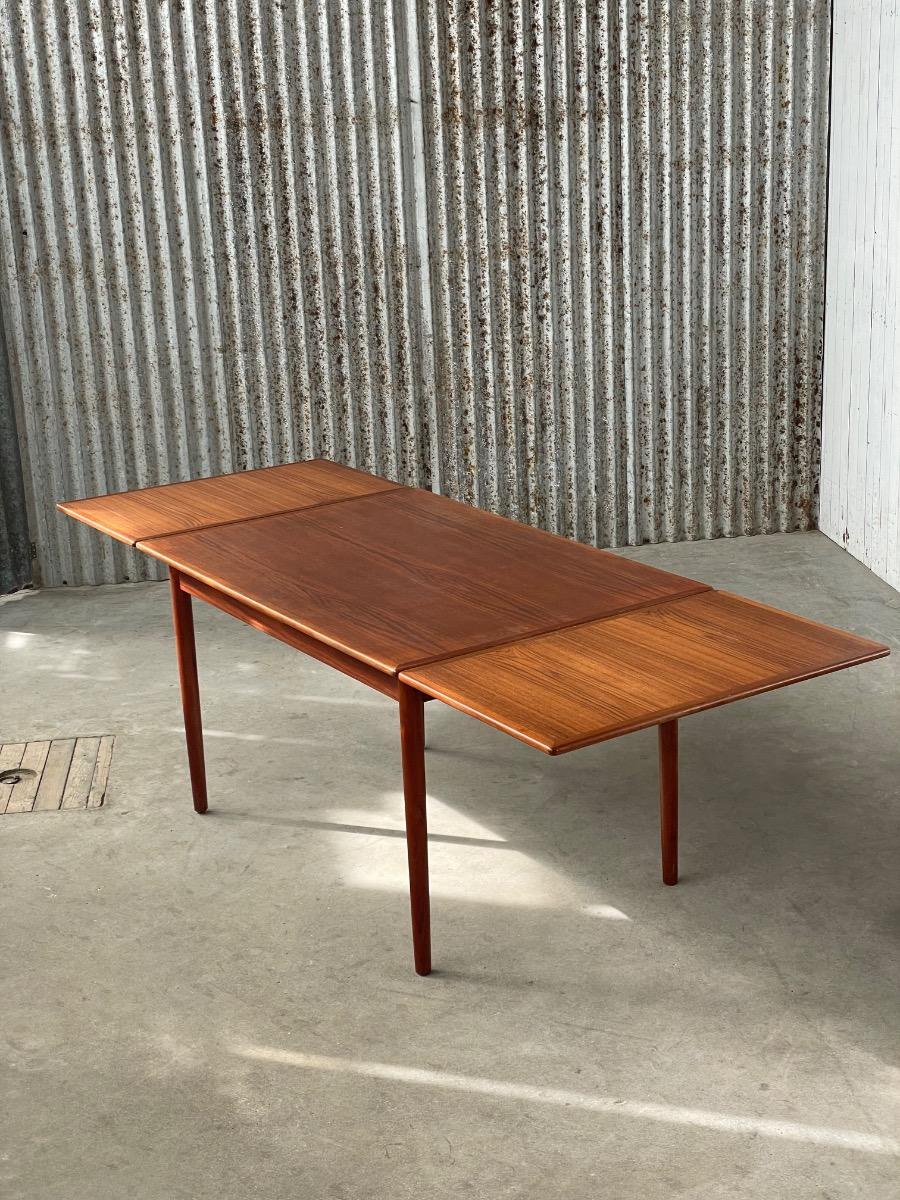 Teak Extendable Dining Table from Sigh & Søns Møbelfabrik, 1960s