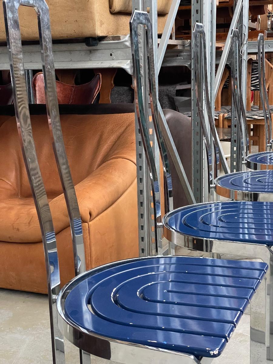 5 Chairs Postmodern by Allmilmö