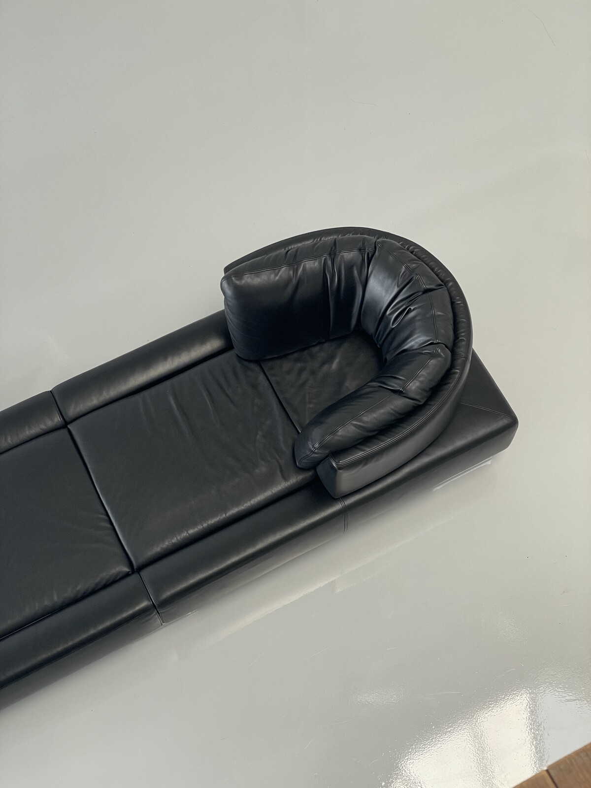 De sede DS-165 sofa by Hugo de Ruiter for team de Sede