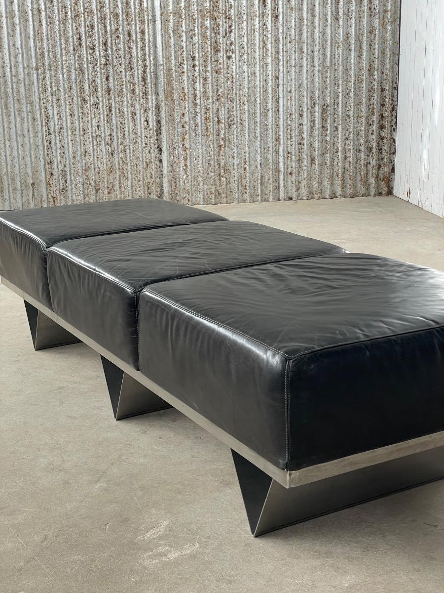 France design sofa in stainless steel and thick black leather, 1970s