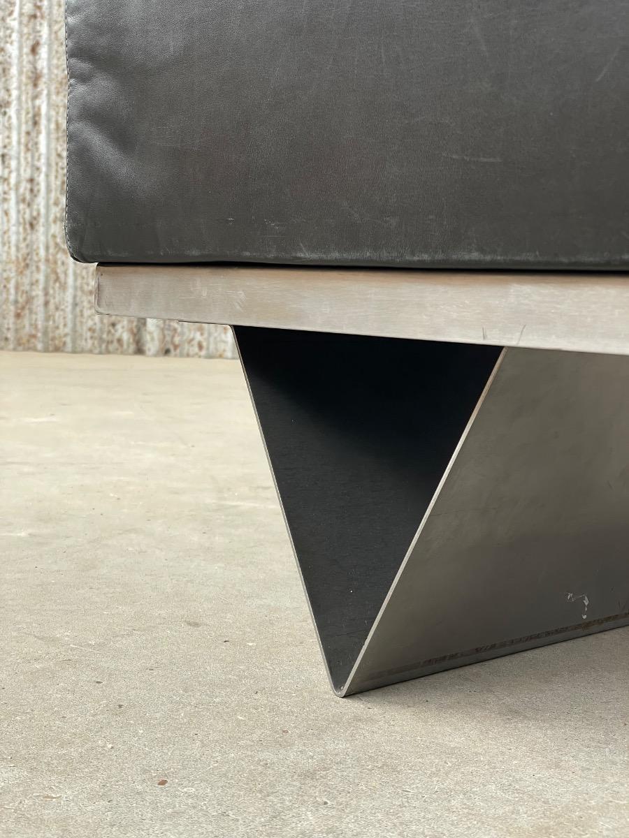 France design sofa in stainless steel and thick black leather, 1970s
