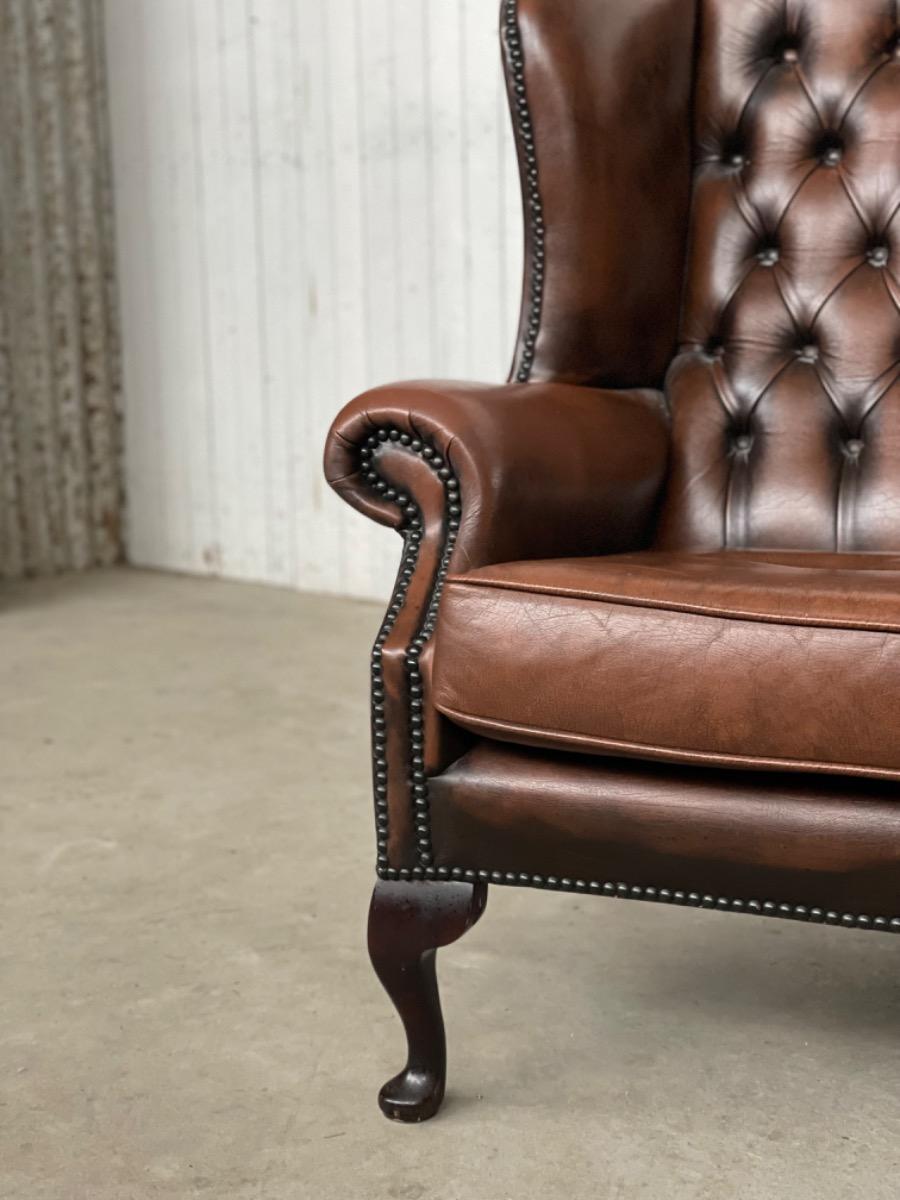 Leather club chair - brown - 1970s - chesterfield style 