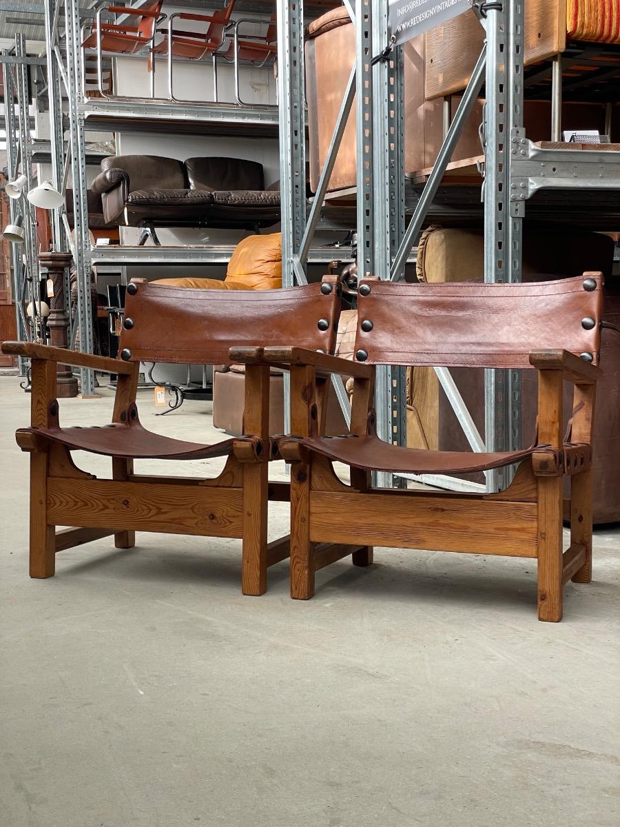 Midcentury loungechairs Brutalist in patinated brown cognac leather, 1950s