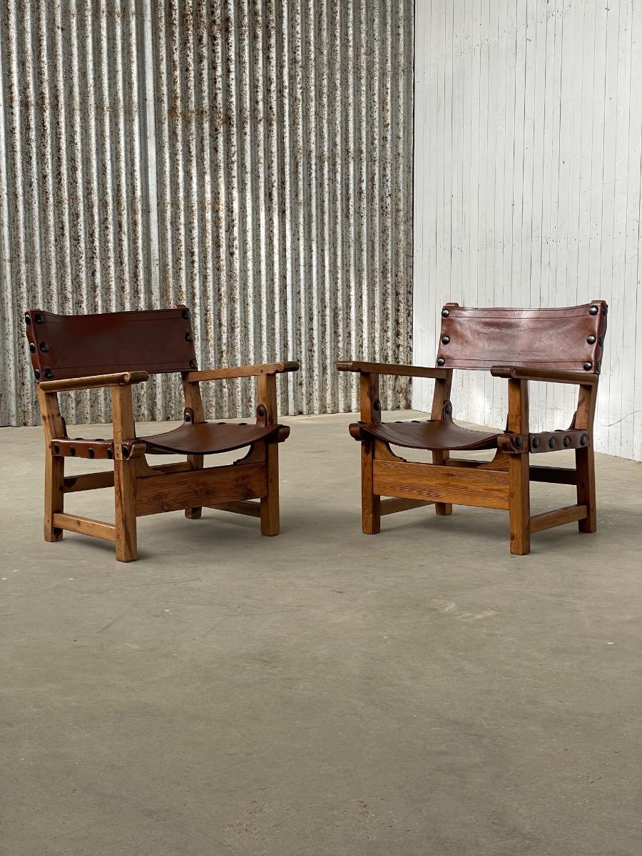 Midcentury loungechairs Brutalist in patinated brown cognac leather, 1950s