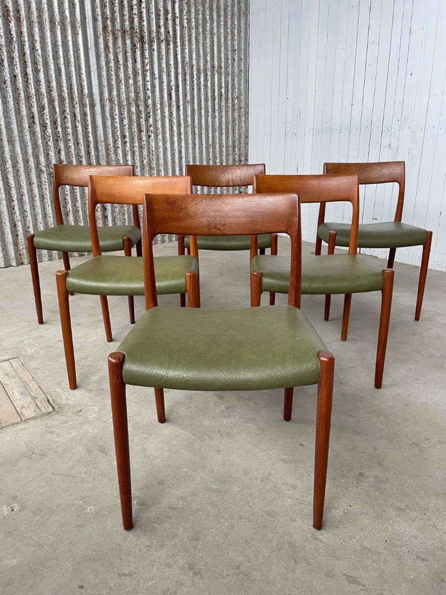 Niels Otto Møller dining chairs - Denmark 1960s - Teak and green leather