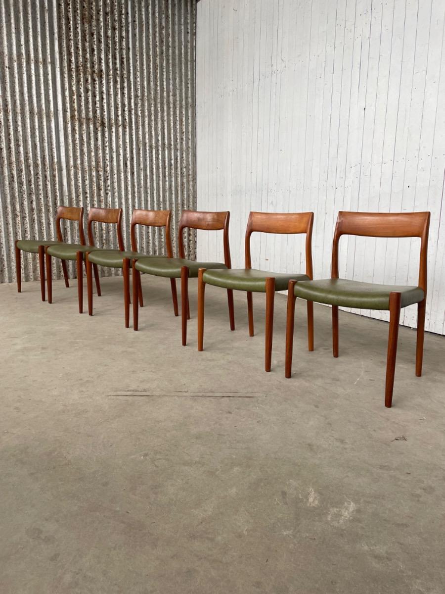 Niels Otto Møller dining chairs - Denmark 1960s - Teak and green leather