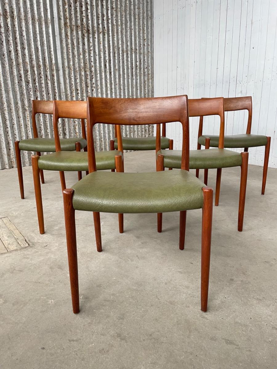Niels Otto Møller dining chairs - Denmark 1960s - Teak and green leather