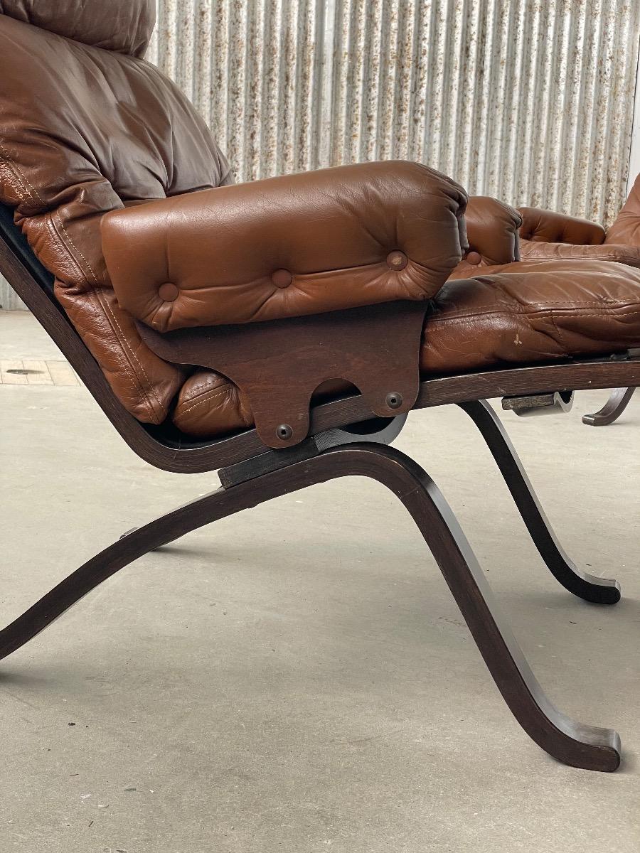 Pair Mid-Century brown Siesta Lounge Chairs by Ingmar Relling for Westnofa, Norway 1960