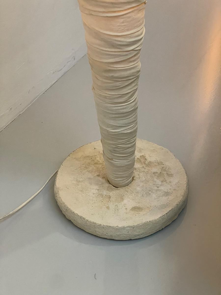 Pair of organic Cocon floorlamps, Japanse 1980s