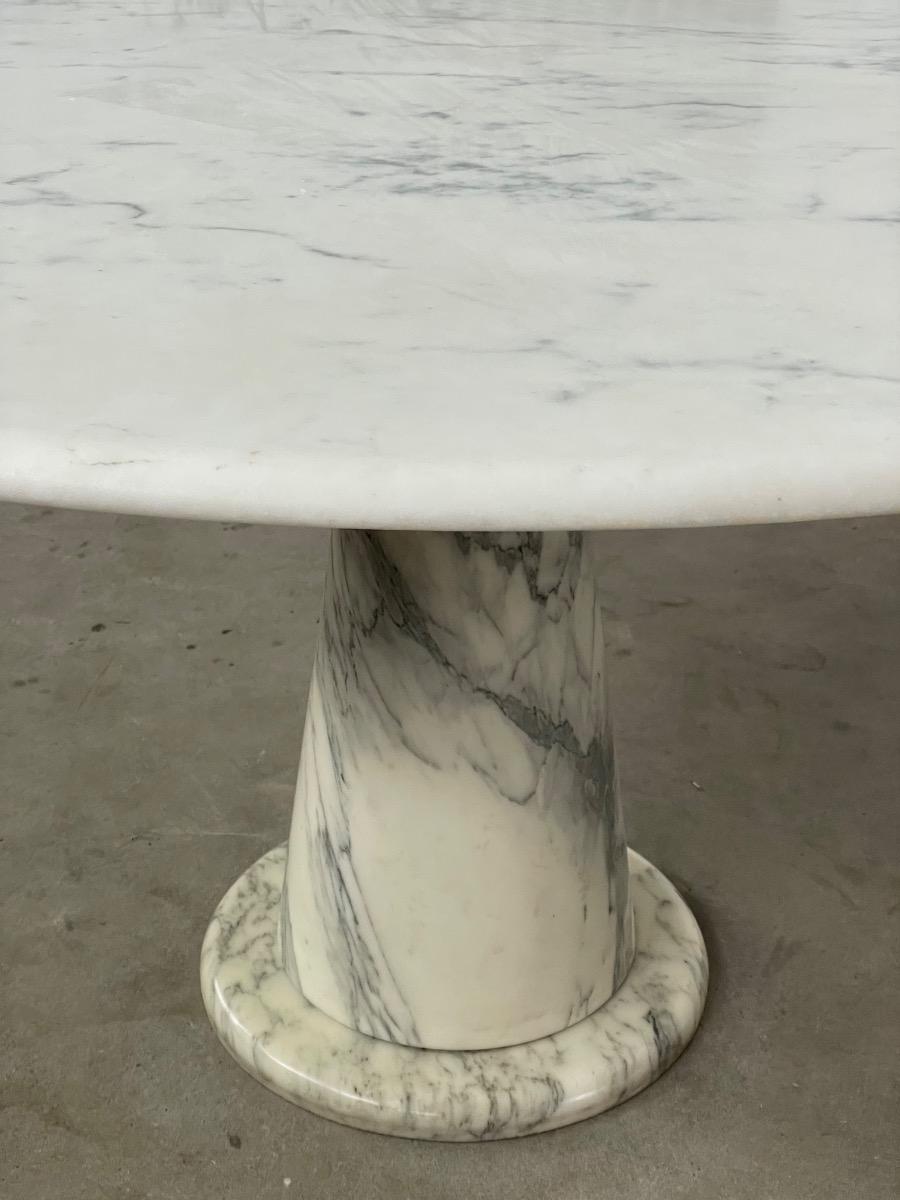 Round Carrara Marble Dining Table, Italy 1970s