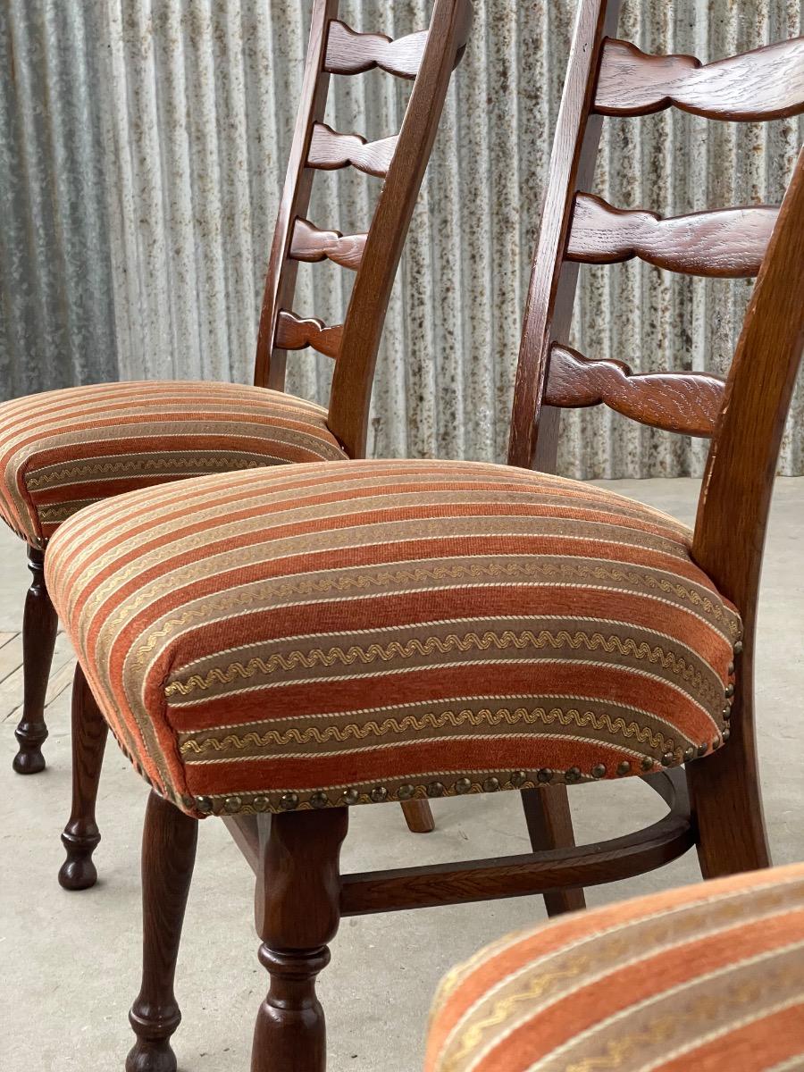 Set of 3 oak rustic ladderback dining chairs