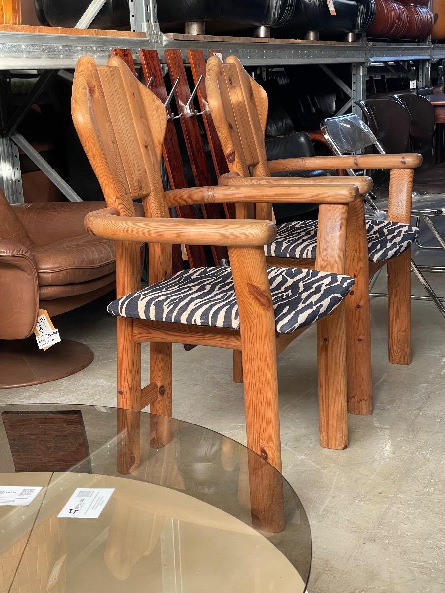 Set pine wood dining chairs in zebra print fabric 1980s