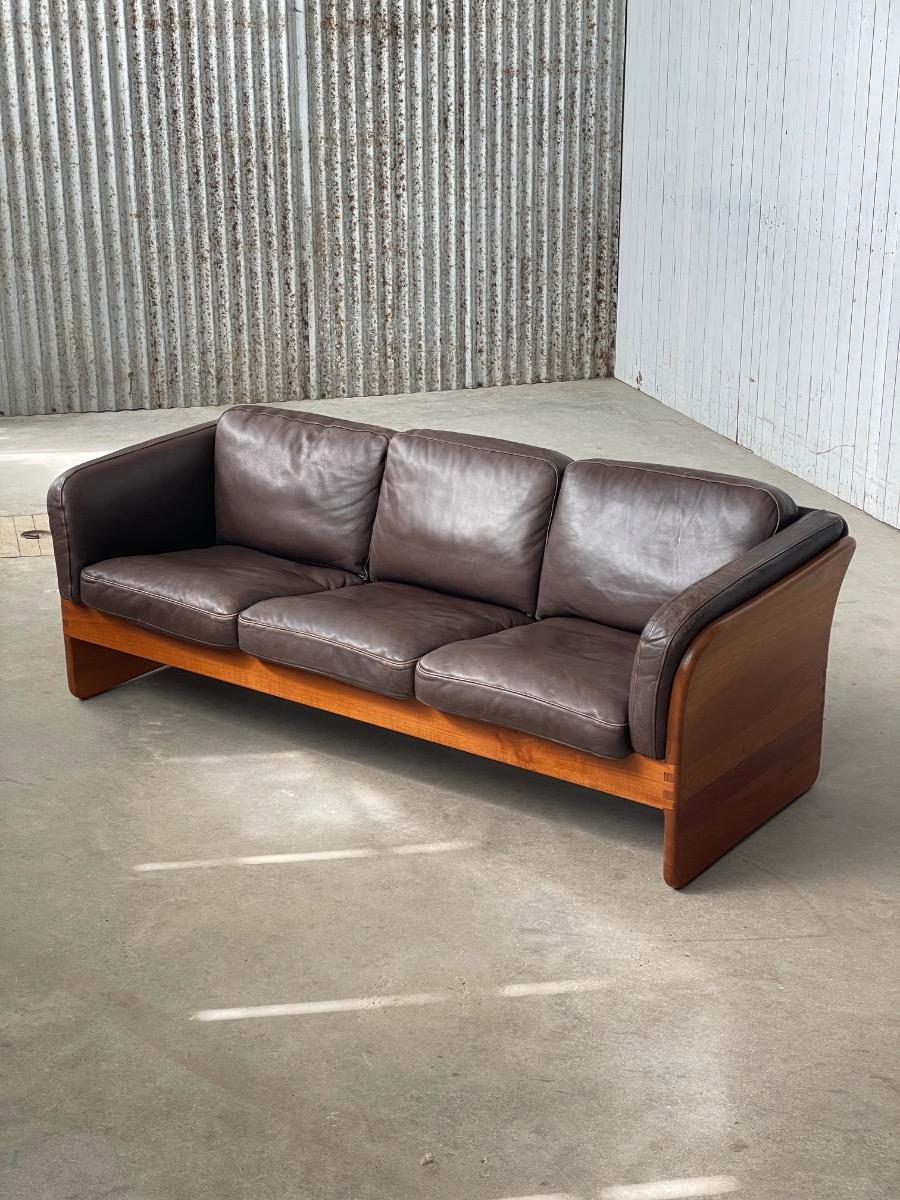 Vintage 3-Seater Leather and Teak Sofa by Mikael Laursen – 1960s