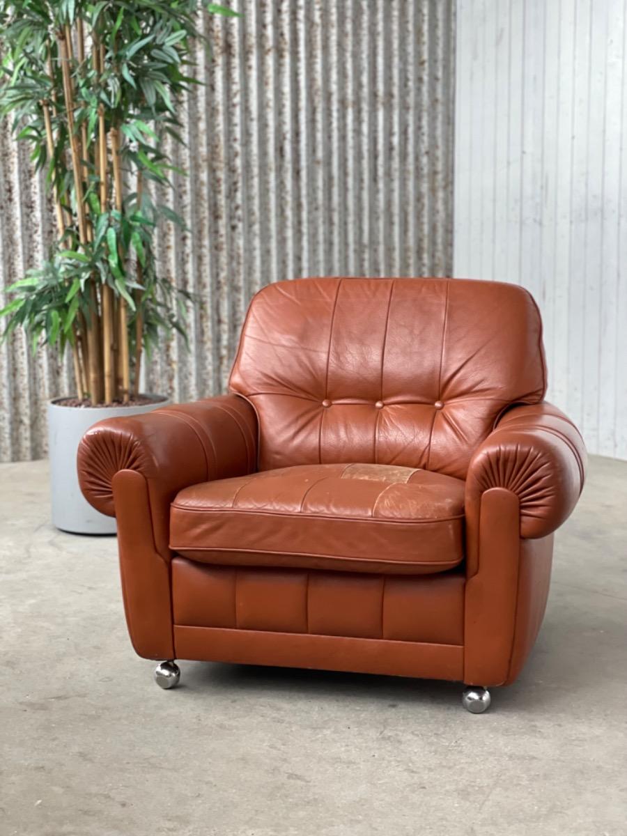 Vintage Armchair on wheels - Brown leather - 1970s - design 