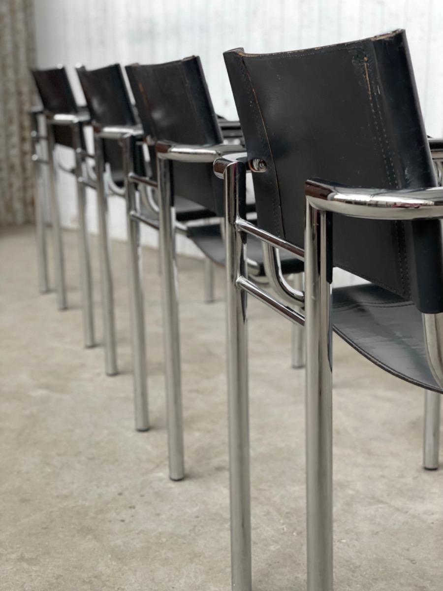 Vintage armchairs - black leather - Bauhaus style - tubular frame - 1970s