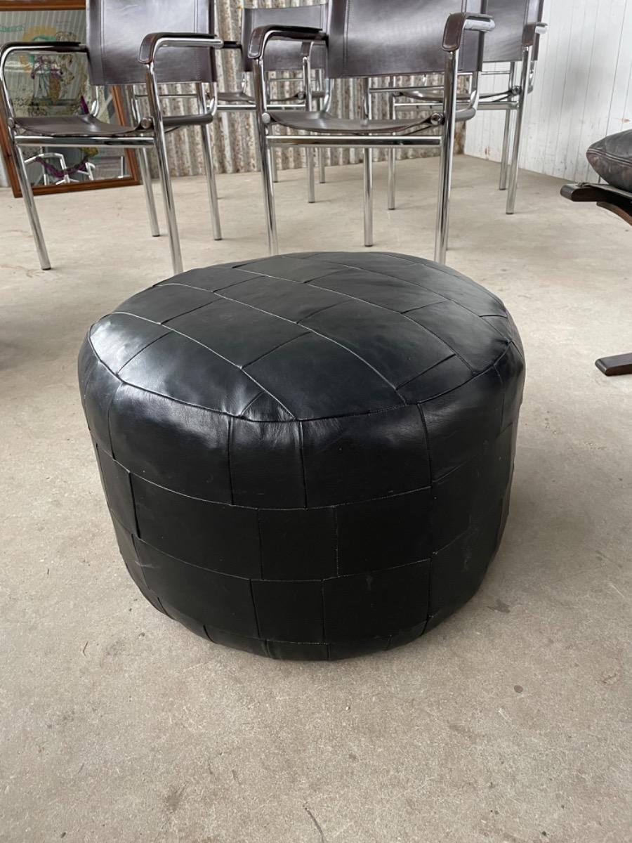 Vintage black leather Ottoman - de Sede style - 1970s 