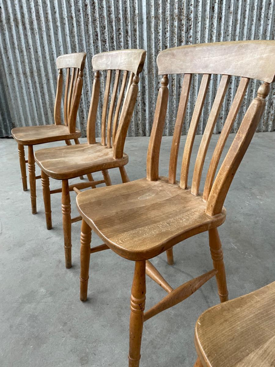 Vintage chairs - Model Windsor - England