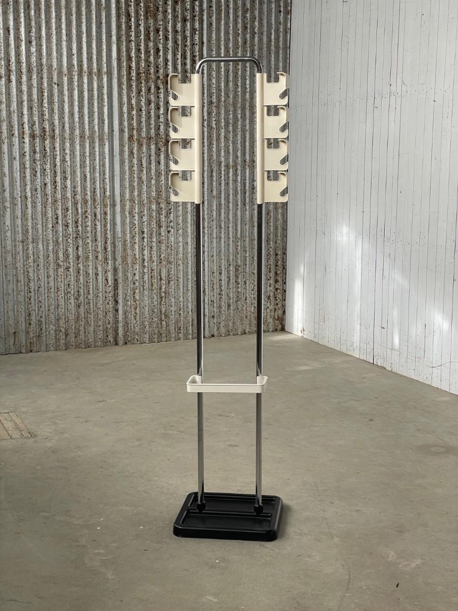 Vintage clothing rack by Jean-Pierre Vitrac for Manade, France 1970s
