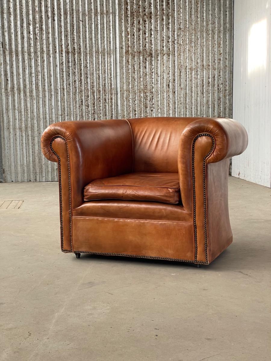 Vintage Cognac brown leather clubchair 