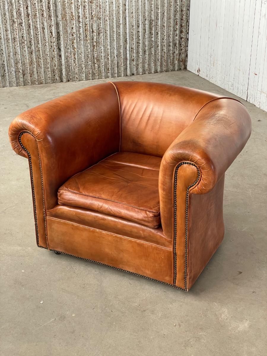 Vintage Cognac brown leather clubchair 