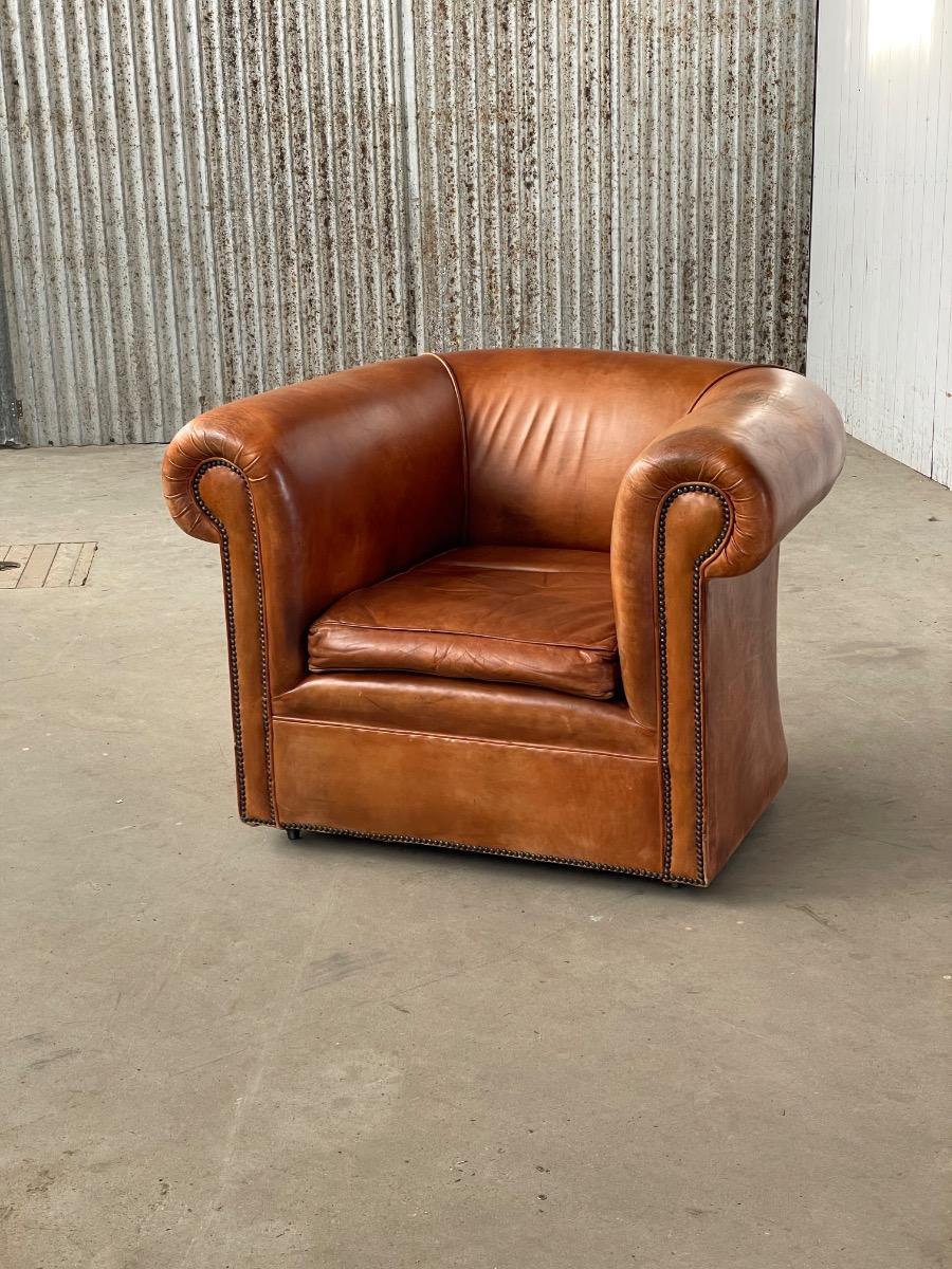 Vintage Cognac brown leather clubchair 