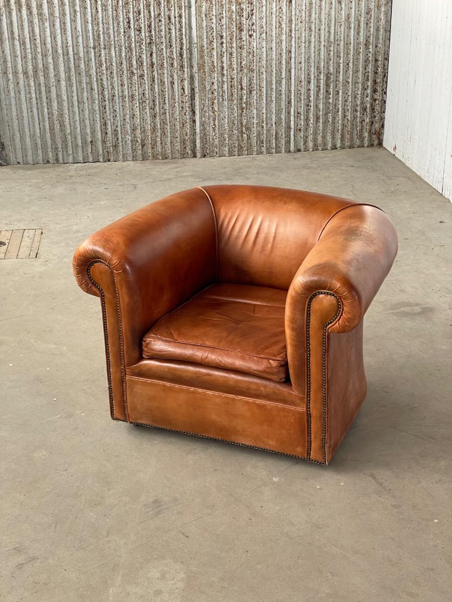 Vintage Cognac brown leather clubchair 