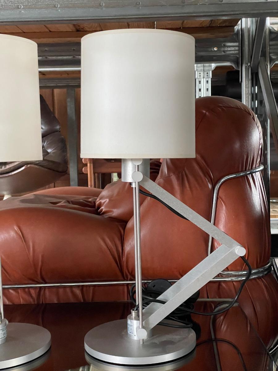 Vintage design pair table lamps