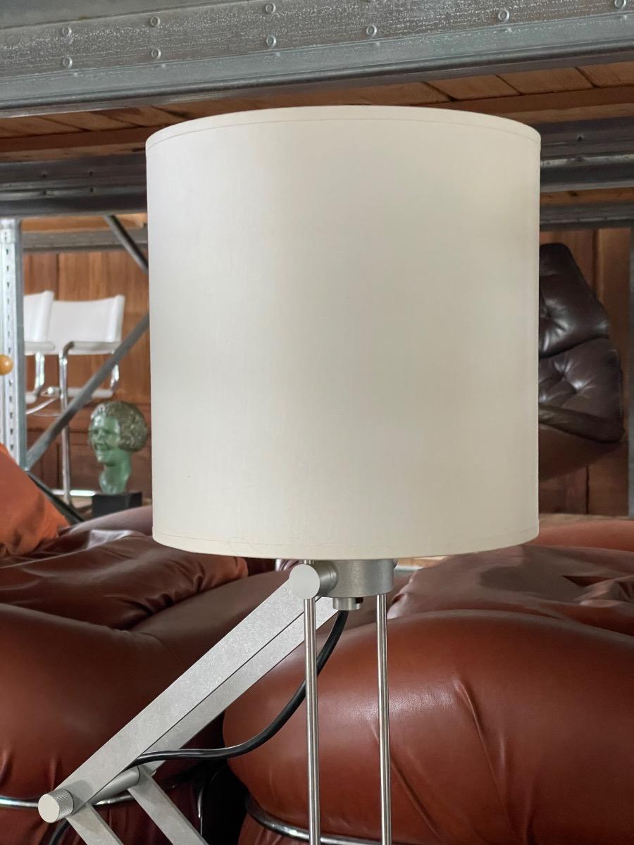 Vintage design pair table lamps