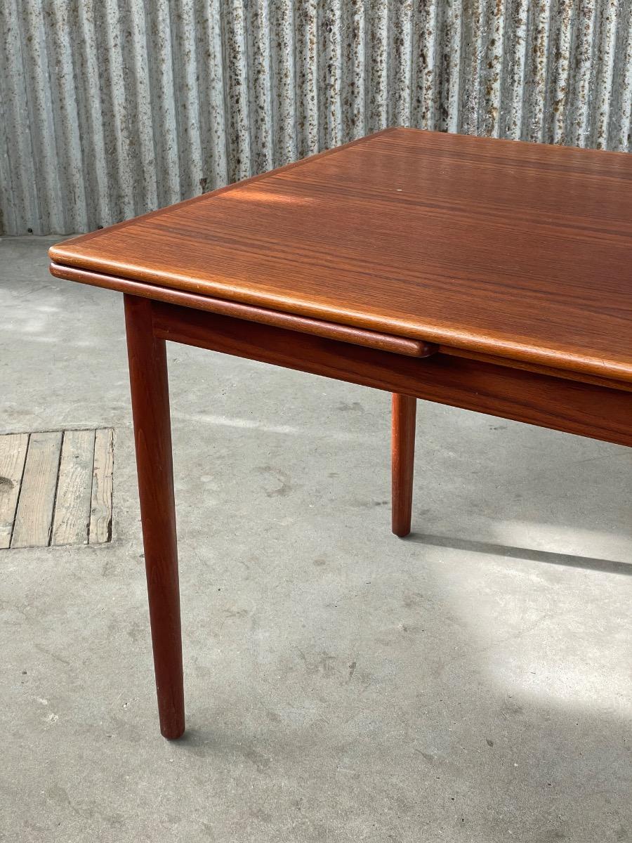 Vintage dining table H. SIGH & SØN MØBELFABRIK 1960s