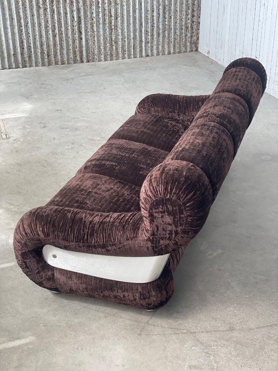 Vintage Italian Sofa – Brown Ribbed Velvet – 1970s