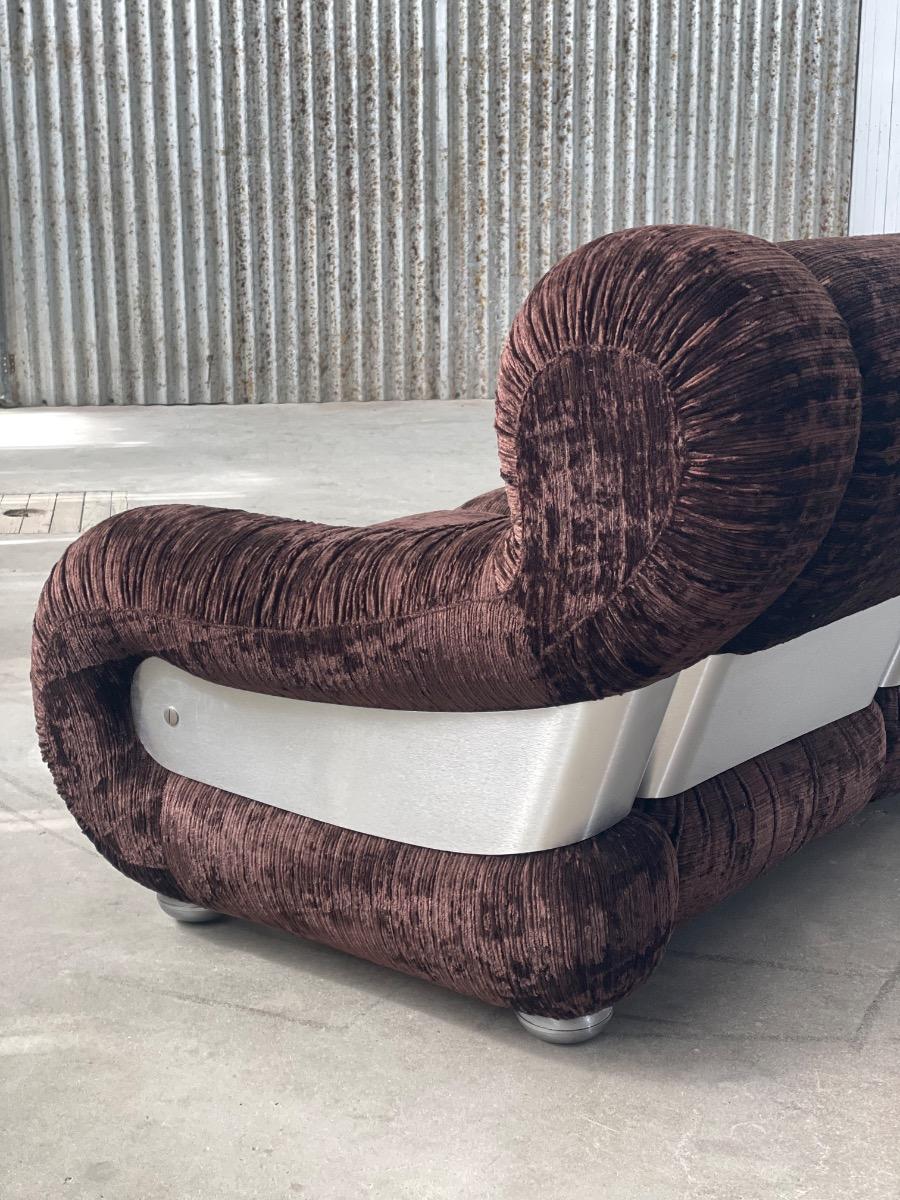 Vintage Italian Sofa – Brown Ribbed Velvet – 1970s