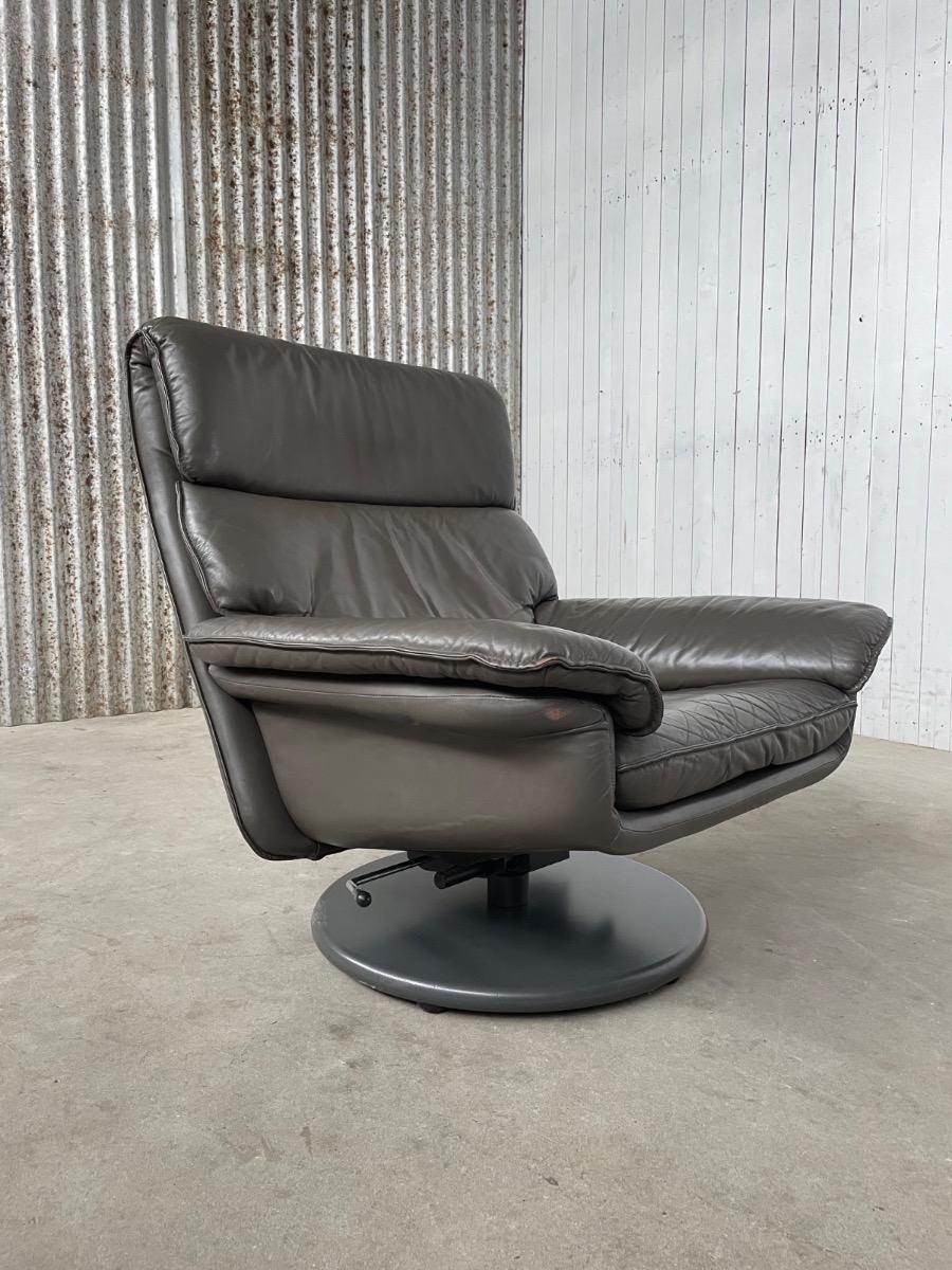 Vintage leather armchair - Dark grey - 1980s - Style Rolf Benz / de Sede - Design  
