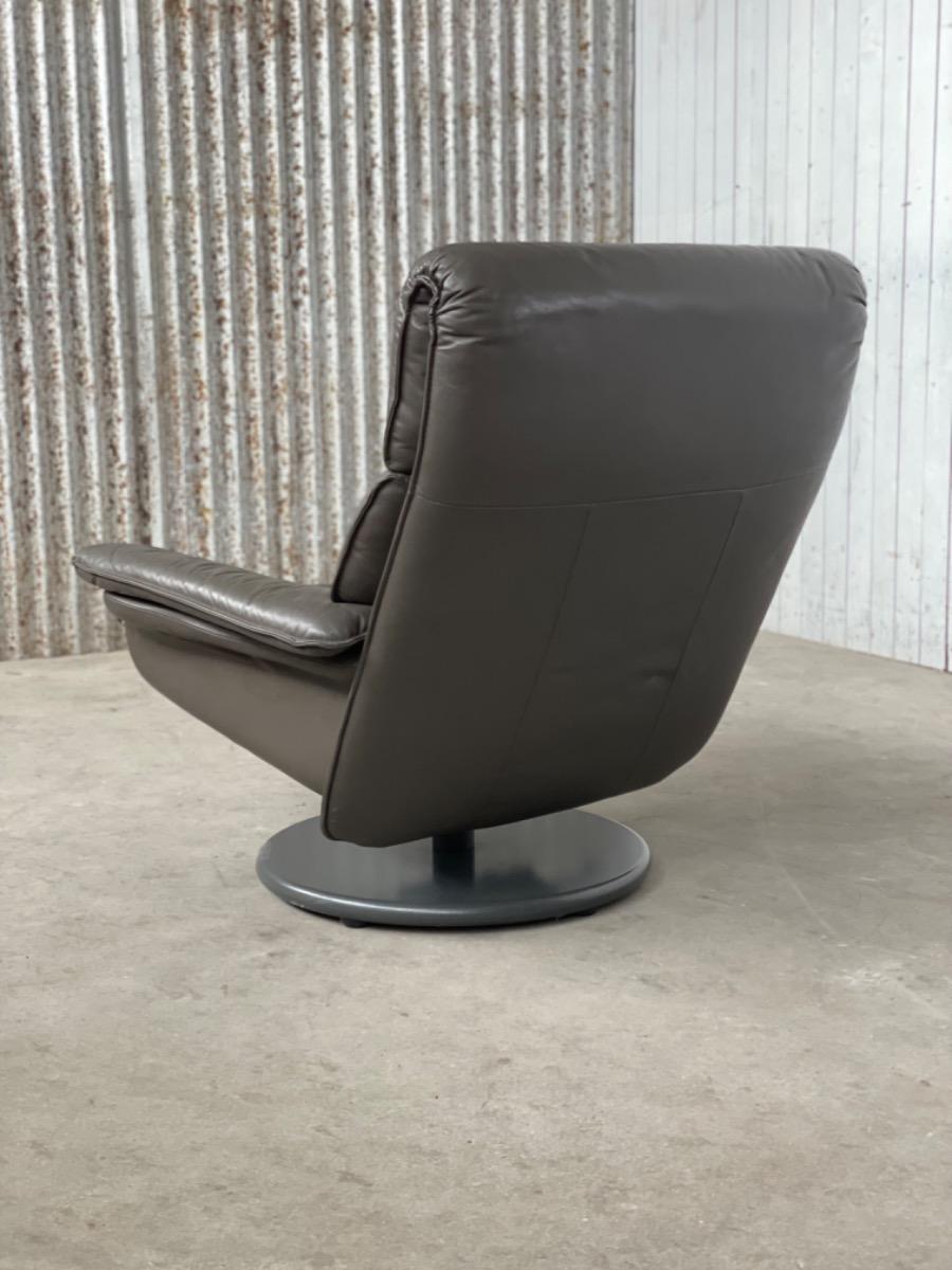 Vintage leather armchair - Dark grey - 1980s - Style Rolf Benz / de Sede - Design  