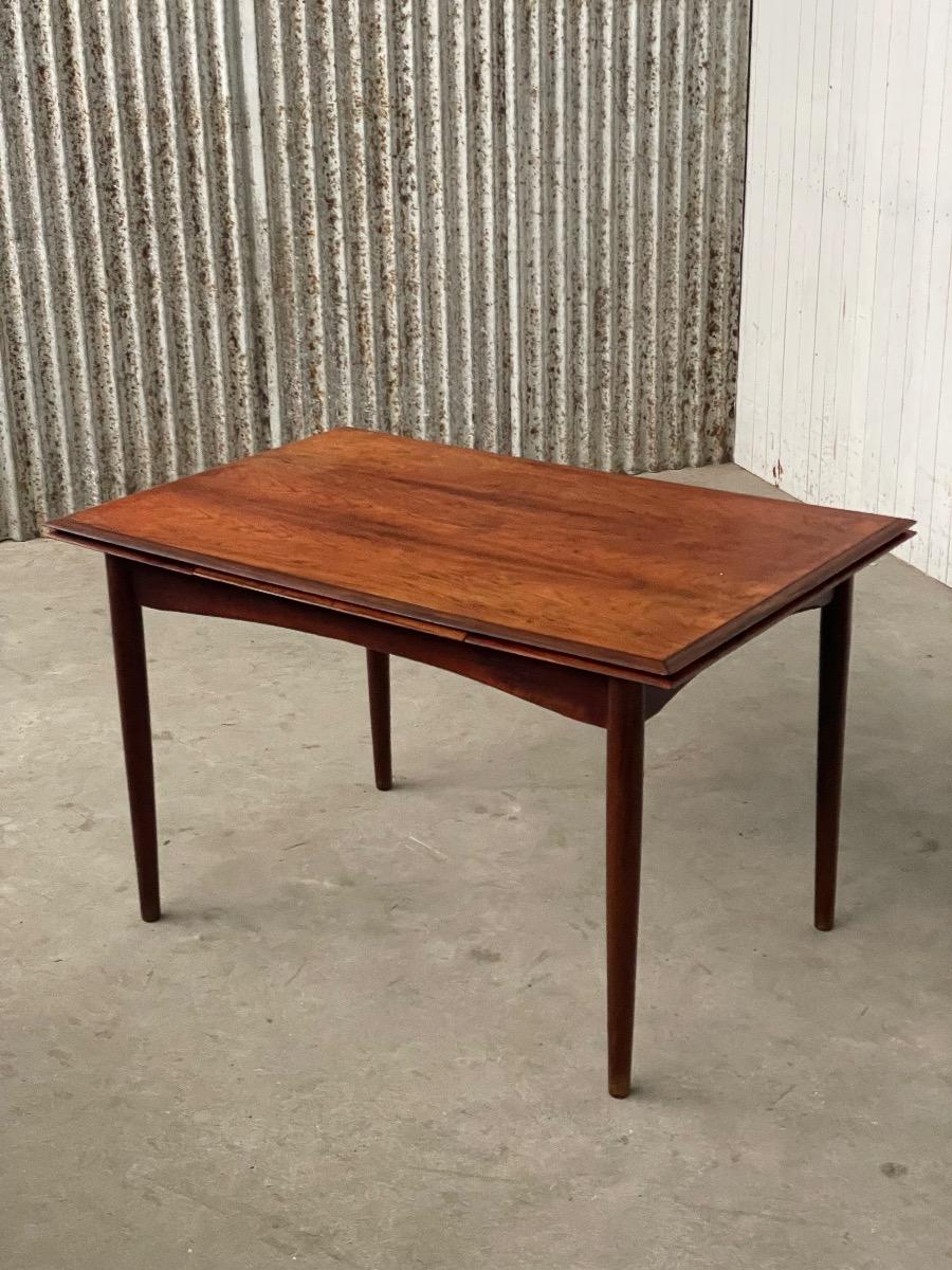 Vintage rosewood extendable table from 1960s