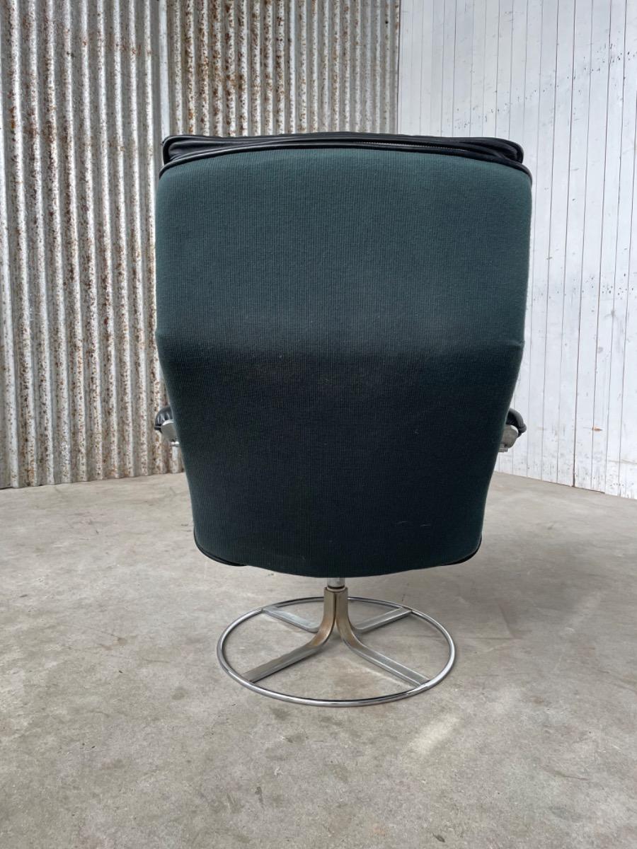 Vintage swivel armchair black leather, 1980s