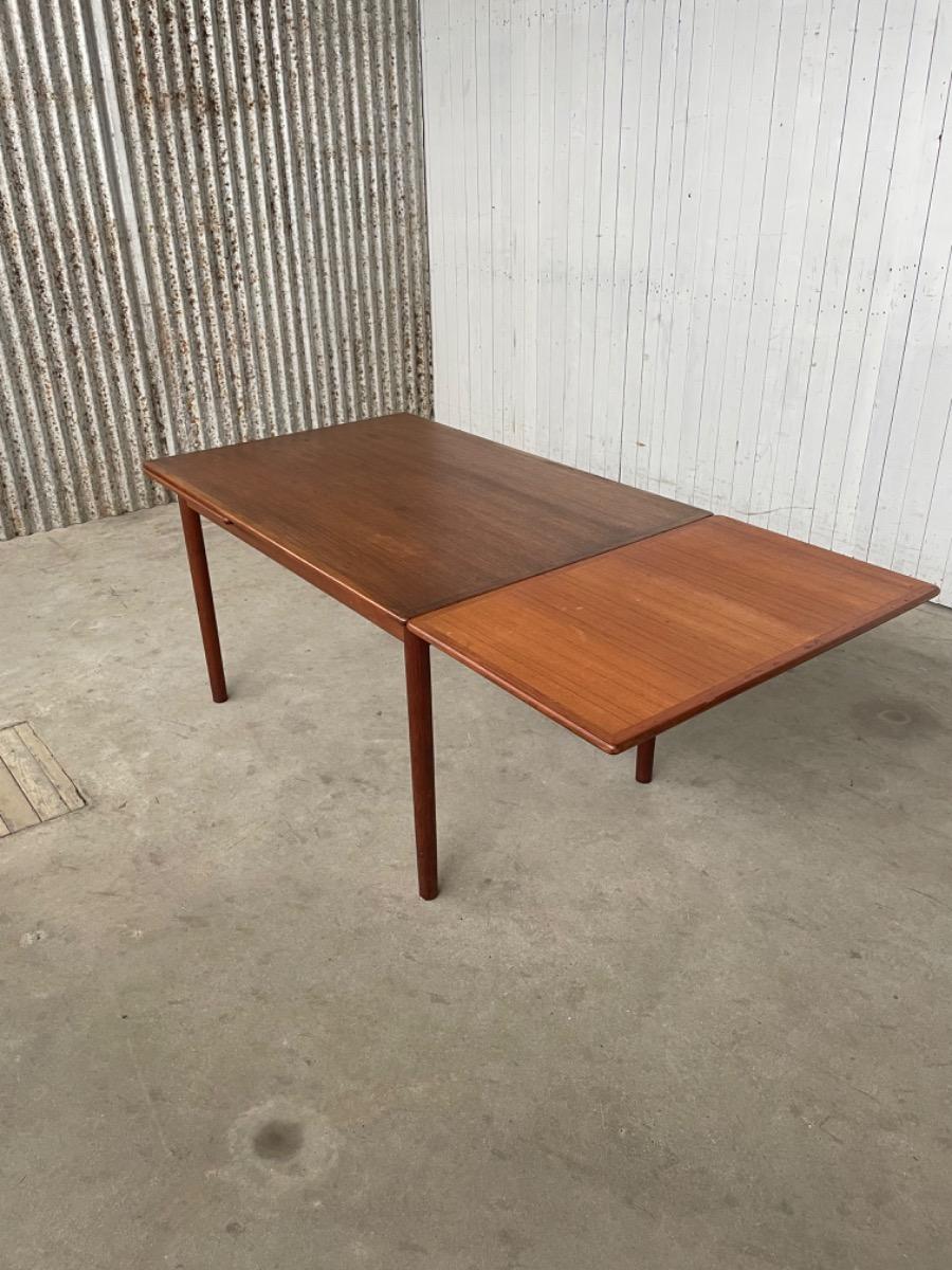 Vintage Table - by Niels O Moller - JL Moller Fabriek - 1960
