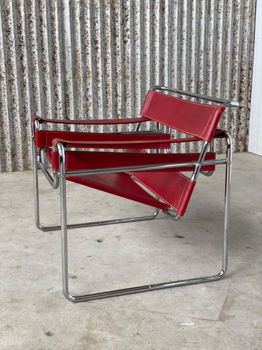 Vintage wassily red leather armchair 1970s